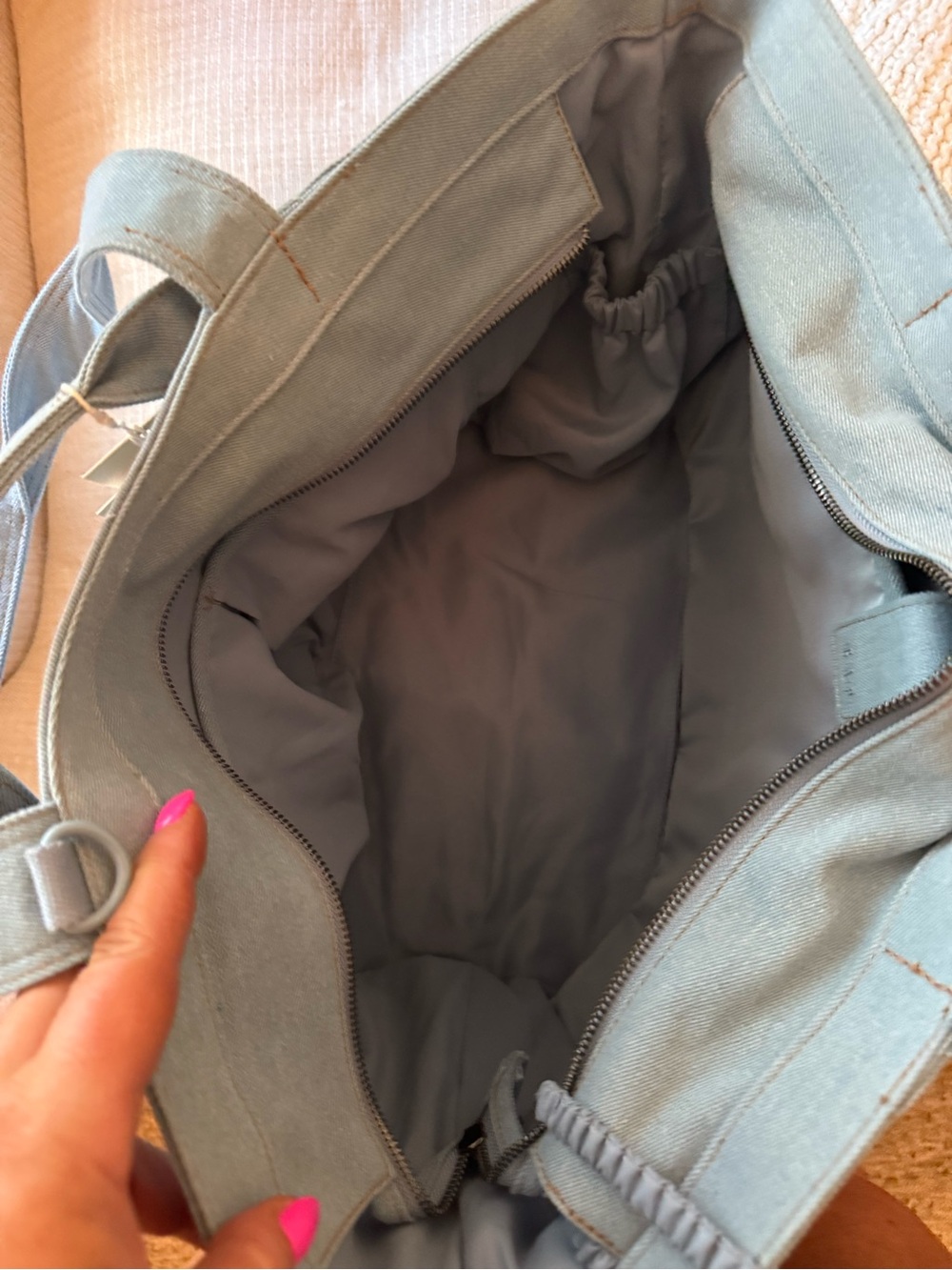 Beis x GAP - Canvas travel tote in Jean - Picture 9 of 10